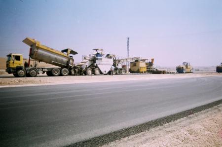 travail dans auto route